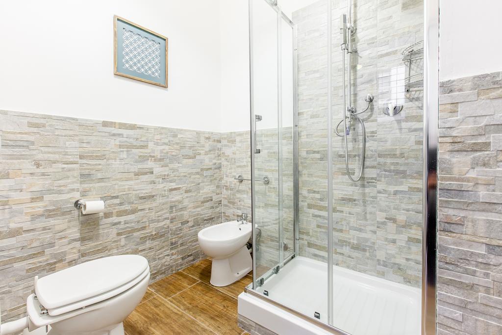 Del Falco Boutique Rooms San Pietro Rom Exteriör bild