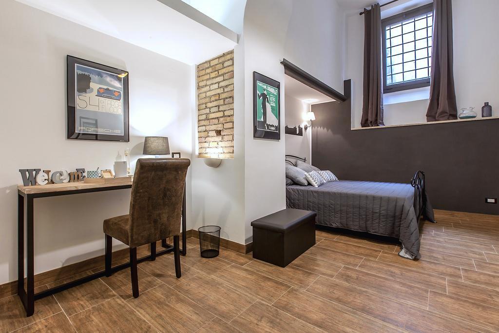 Del Falco Boutique Rooms San Pietro Rom Exteriör bild